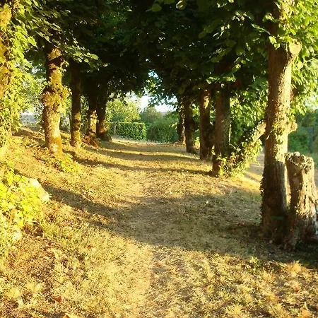 Holiday home L'ecole Des Filles